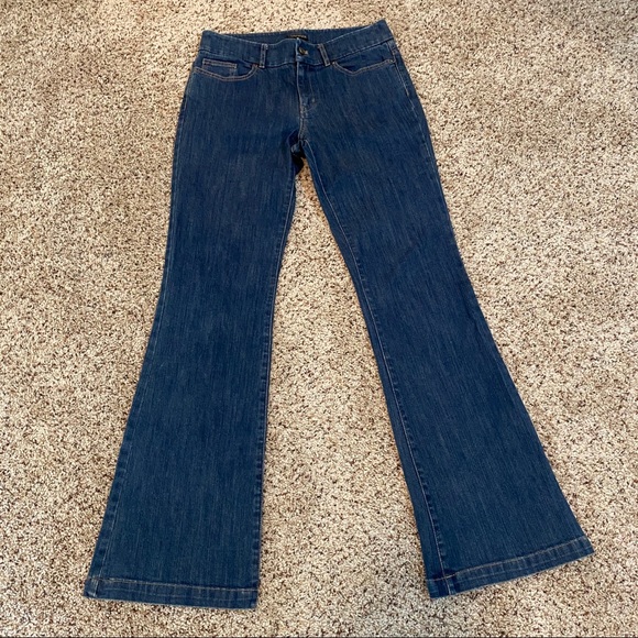 Tahari Denim - Tahari Flare women’s Jeans